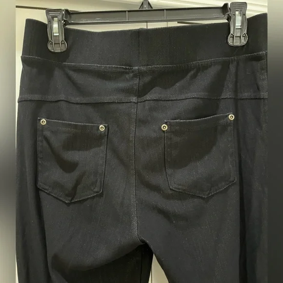 Black Women’s Jeggings - Picture 4 of 4